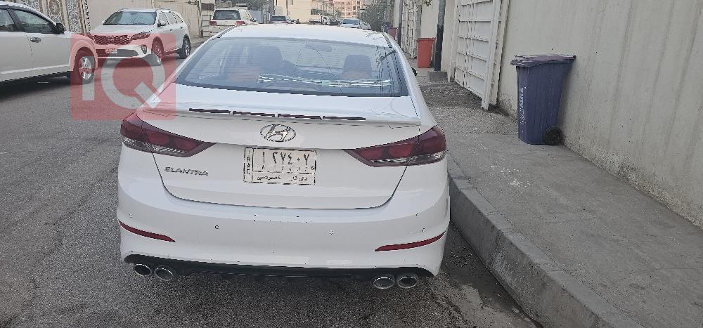 هیوندای ئەلەنترا